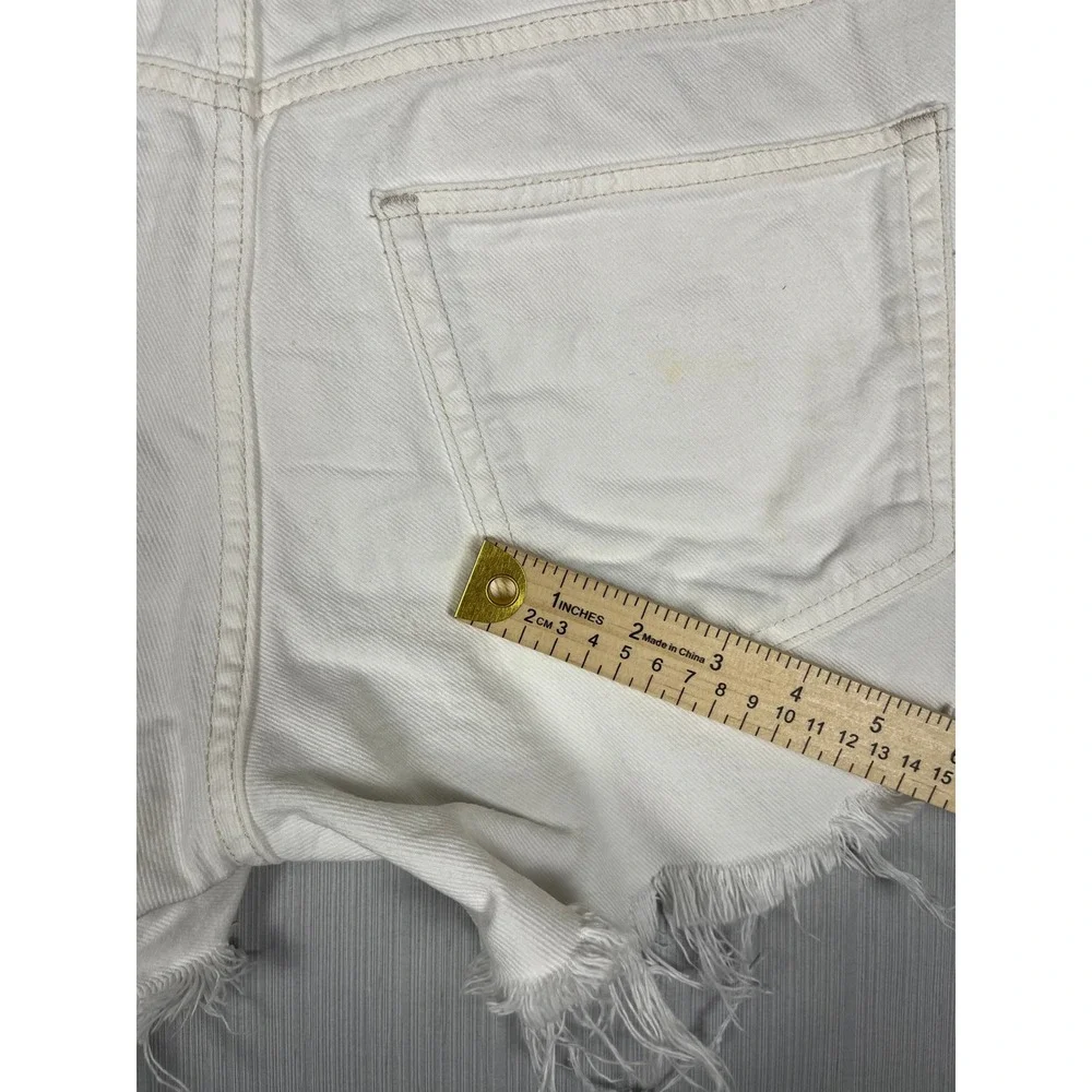 GAP‎ Denim Shorts Womens 2/26 White Stride Short Frayed Hem Distressed Cotton